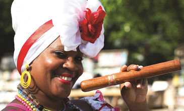 Karayiplerin Kalbine Yolculuk, Renkli Küba