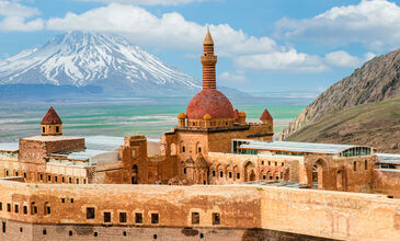 Uçaklı GAP & Van Turu (Muradiye Şelalesi ve İshakpaşa Sarayı Dahil) Kurban Bayramı Özel