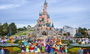 İzmir Çıkışlı Sömestre Özel Köln & Lüksemburg & Paris Turu