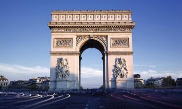 İzmir`den Direkt Sefer ile Yılbaşı ve Noel`e Özel Hollanda & Belçika & Fransa Turu Rotası