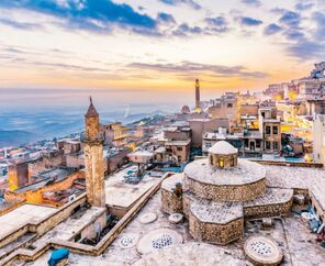 Uçaklı Butik Mardin Midyat Zerzevan Kalesi Diyarbakır Turu