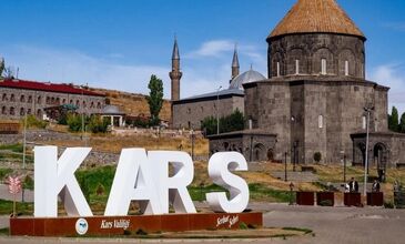 İzmir'den Vizesiz Uçakla Batum Tiflis Kars Turu