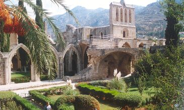 Sevgililer Günü Özel Uçaklı Kıbrıs Turu