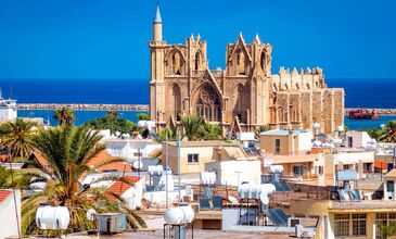 Sevgililer Günü Özel Uçaklı Kıbrıs Turu