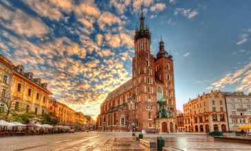 Uçaklı Orta Avrupa İkonları & Polonya Turu 6 Ülke Bir Arada (8 Gün 7 Gece)