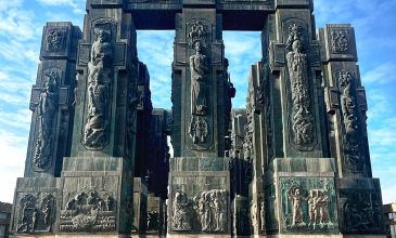 İzmir'den Vizesiz Uçakla Kars Tiflis Batum Turu